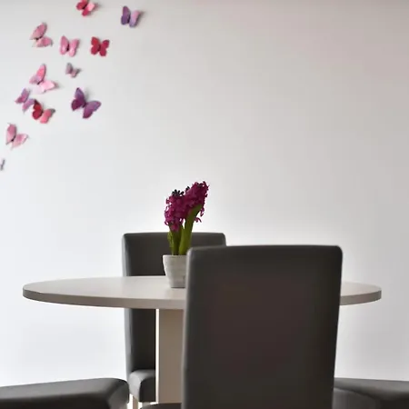 Anna A2+2 Apartament