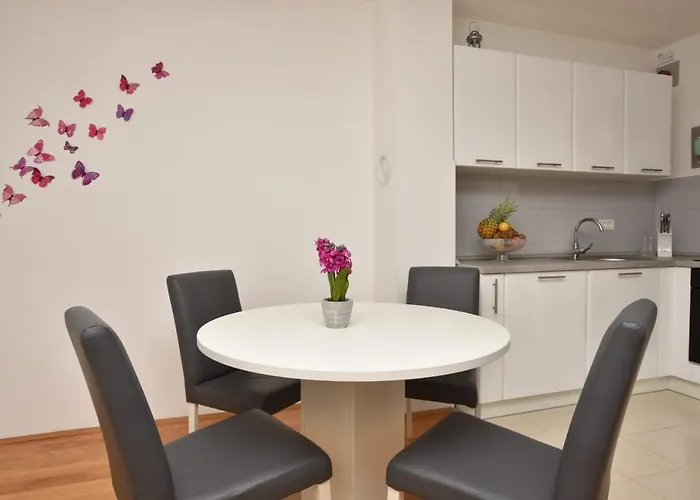 Anna A2+2 Apartament