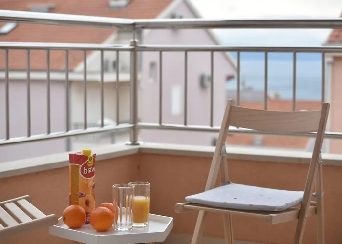 Anna A2+2 Apartman *